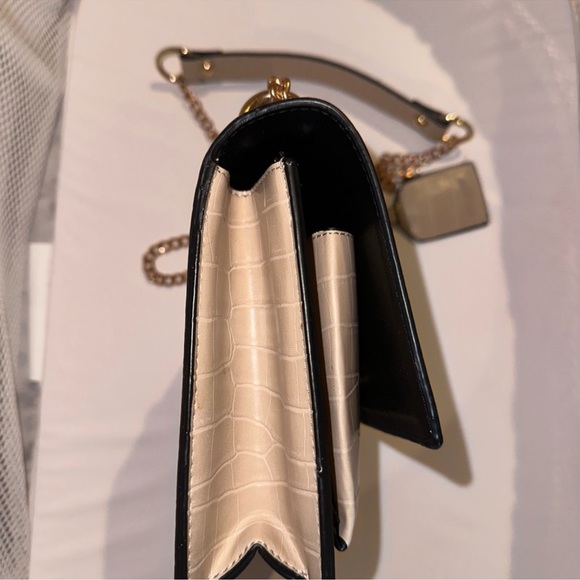 Shoulder bag - Picture 3 of 8